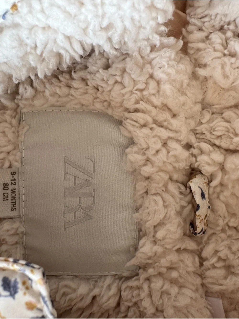 Zara Cream Quilted Hooded Jacket with Floral Print